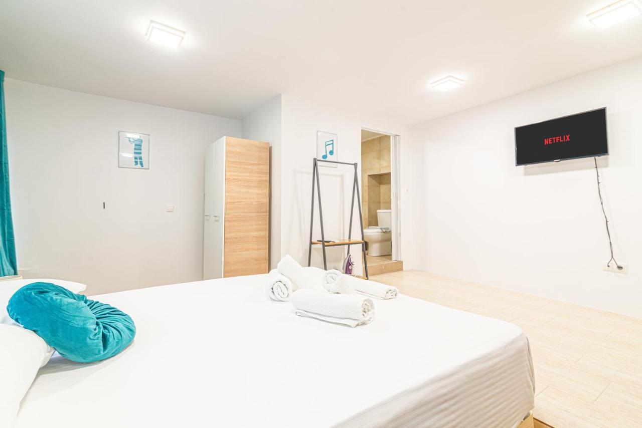 New Loft In The Heart Of City Center Heraclión Exterior foto